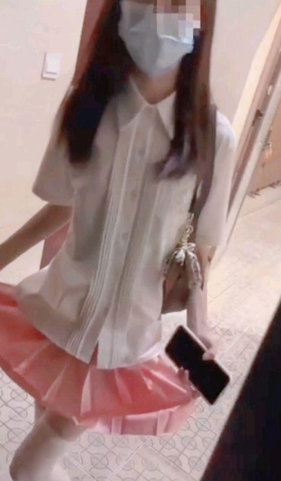 户外视频百度盘海角社区乱来达人老吴最新合集1V297M，高清720P，后推车亲生体验