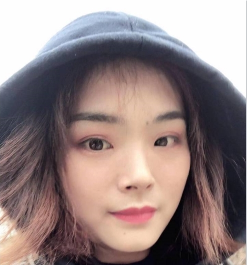 真实小姨风韵撩人合集1V1G，时刻想着打扑克