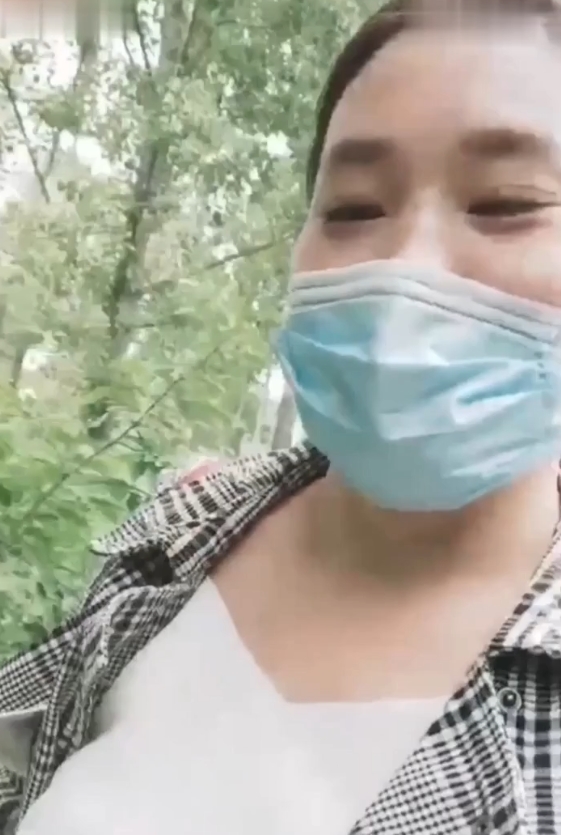 转载黄播户外勾引少妇最新合集1V459M，沉沦白发老头团建