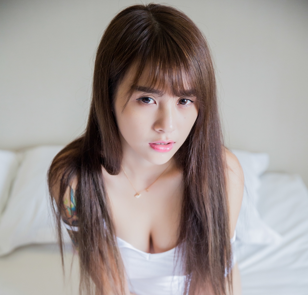 转载百度云夏美酱甜美合集17套74V45G，四人游精彩不断