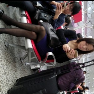 自行打包百度云街拍车站合集11V19.8G，正常欣赏视频无颜色