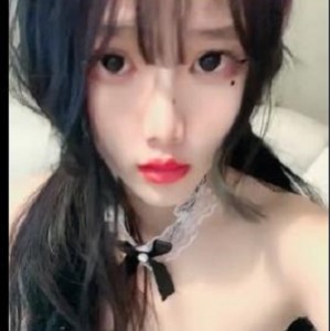 小平台道具秀泪痣美女最新合集1V229M，超美自拍