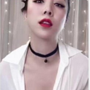 已婚快手主播成熟林雨馨私人订制合集32V45G，尺度视频收藏