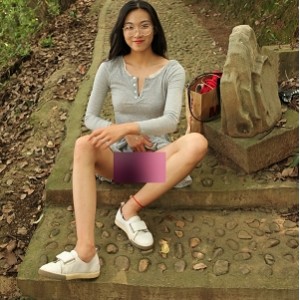 私拍福利合集BT185P4G，超有尺度的芳芳与小婧清纯外表下的骚动心情