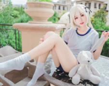 私房兔子微博猫君君最新合集10V7.4G，清凉一夏