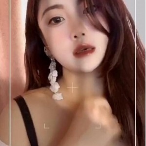 虎牙人气王优质美女主播浮力姬金鑫蔓笙最新散播完整合集11P21V1.98G，百度内部盘