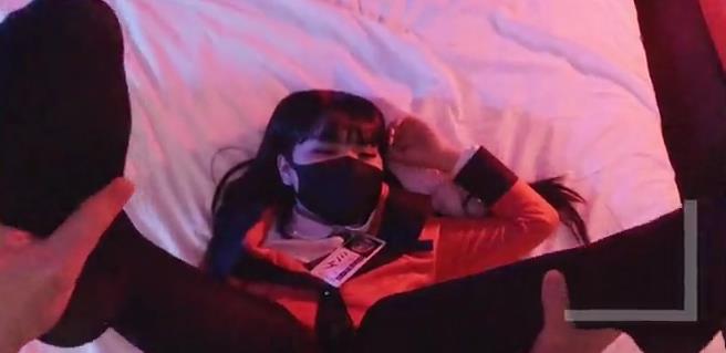 马苏儿14V玩偶风视频合集2.5G超火辣