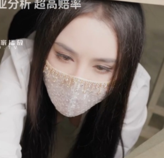 INS加奈学姐香艳特辑8部28G够感觉