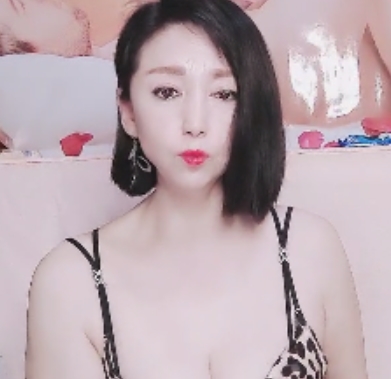 推特水水丰乳大罩杯63部152G太润啦