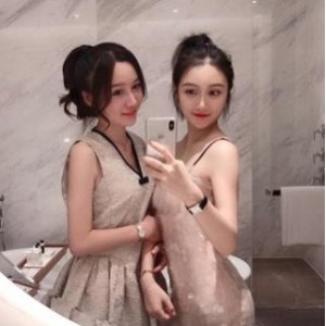 清纯晓雅诱人视频合集抖音自拍2V1.3G神品