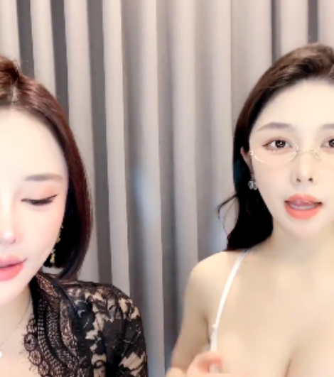 美拍简i&短发屁双人游戏神级舞蹈5V4G绝世尤物