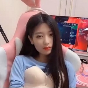 虎牙月月大小姐33部香艳视频合集160分钟10G优质珍藏