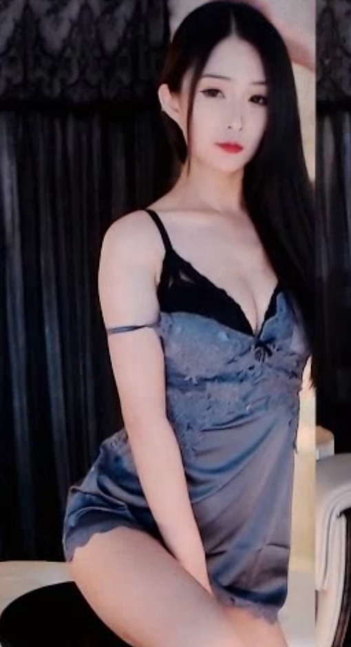 虎牙女主播嘉映小5热舞10部4.41G狂嗨