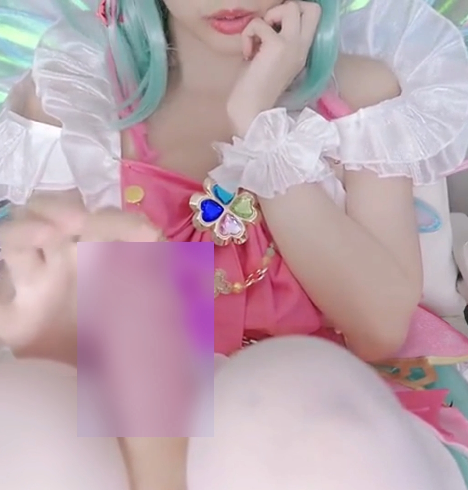 推特吃瓜铃木美咲软趴丝足合集50部359G优质诱人