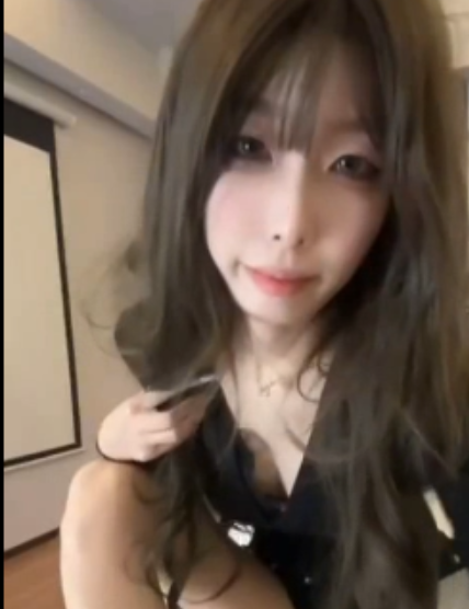 4G抖音小水不哭足艺17部销魂合集