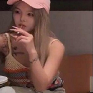 超感觉妹子表情曹长卿1部643MB电报