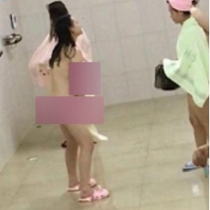 浴室展示合集5部2.3G校园秘密视角