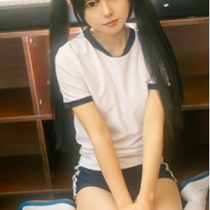 推特rua阮阮18期福利合集50G真带劲