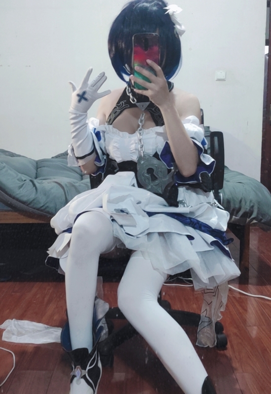 网盘水银灯诱人伪娘cos合集45部24.4G