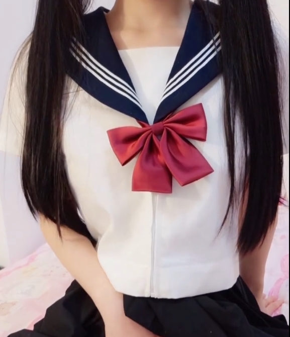 宅库伪娘小合集热辣无圣7部2.47G