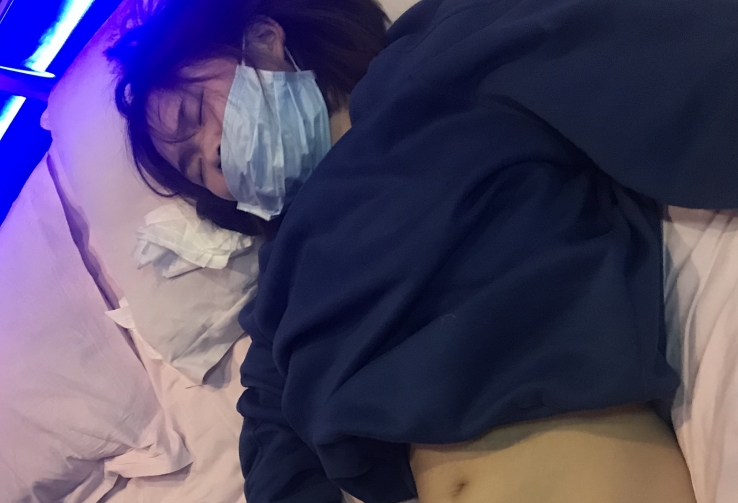 网络展示白小白幼师互动视频101V45G身材匀称某处丰满动作亲密声音细微