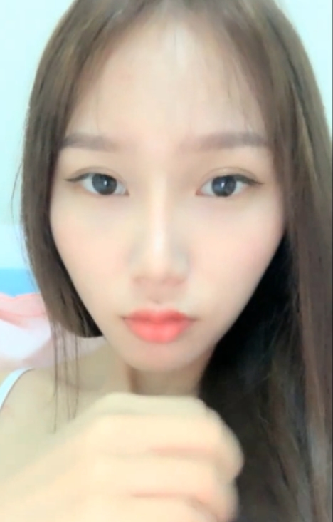 夜莺平台小舟珍藏直播全录141V51G弯腰片段超贴脸