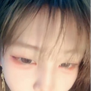 百度云ED2K校花李薇薇湿镜车阵合集65v23.8g老种含浴室镜前拱臀+车内喇叭压鸣脚趾夹钞票花絮