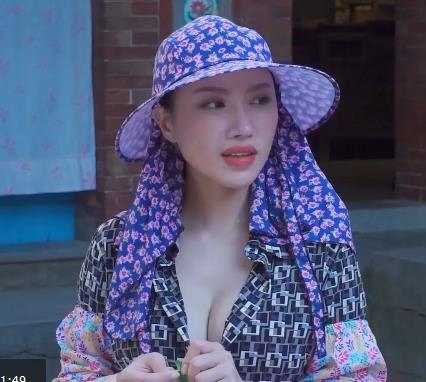麻豆合集3黑道姐妹花与农村三兄弟视频合集3部2.4G，剧情丰富，感觉不断