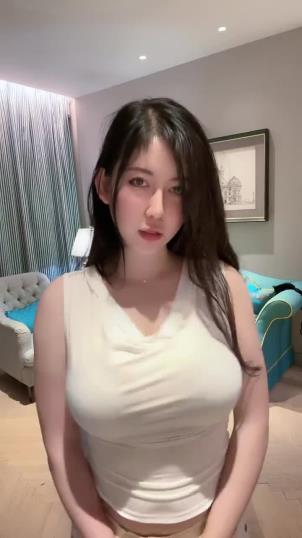 百度盘李雅合集292部视频35G，边缘网红沉沦故事