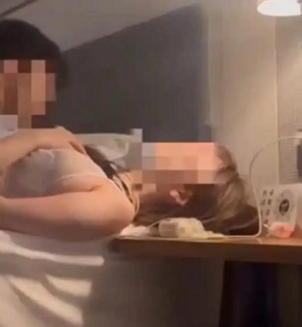 推特023伊人真实妻子视频8部4.24G超值珍藏