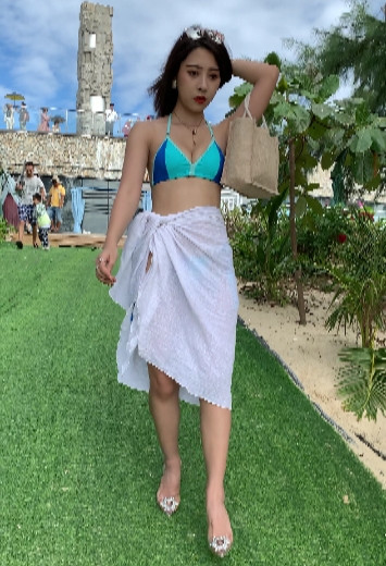 蓝色比基尼胖臀美女最新合集10V8.9G，百度云分卷压缩包下载