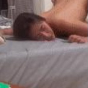 推特卢震玩铁私拍全集68M超劲爆