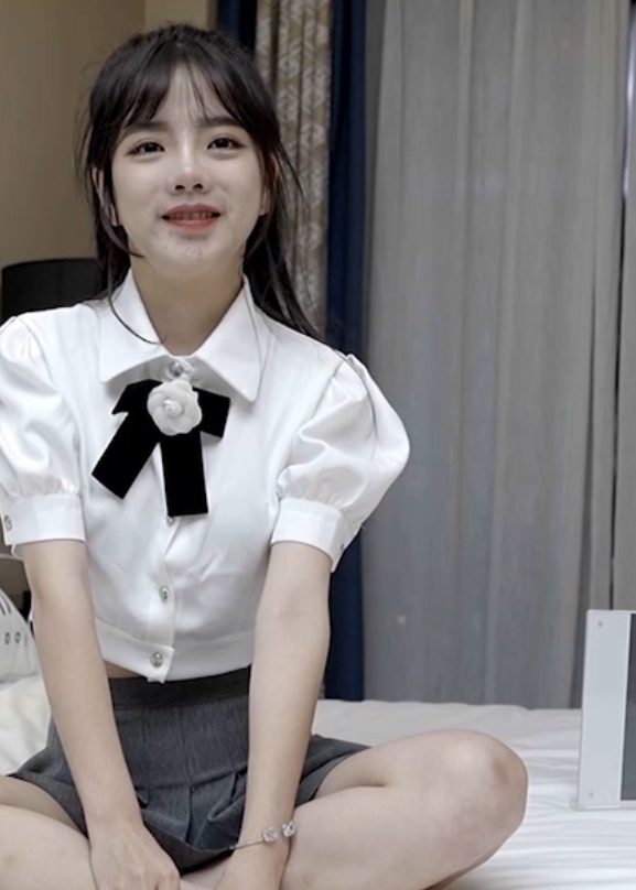 潘甜甜采访超清肌理合集30.9G花絮增强