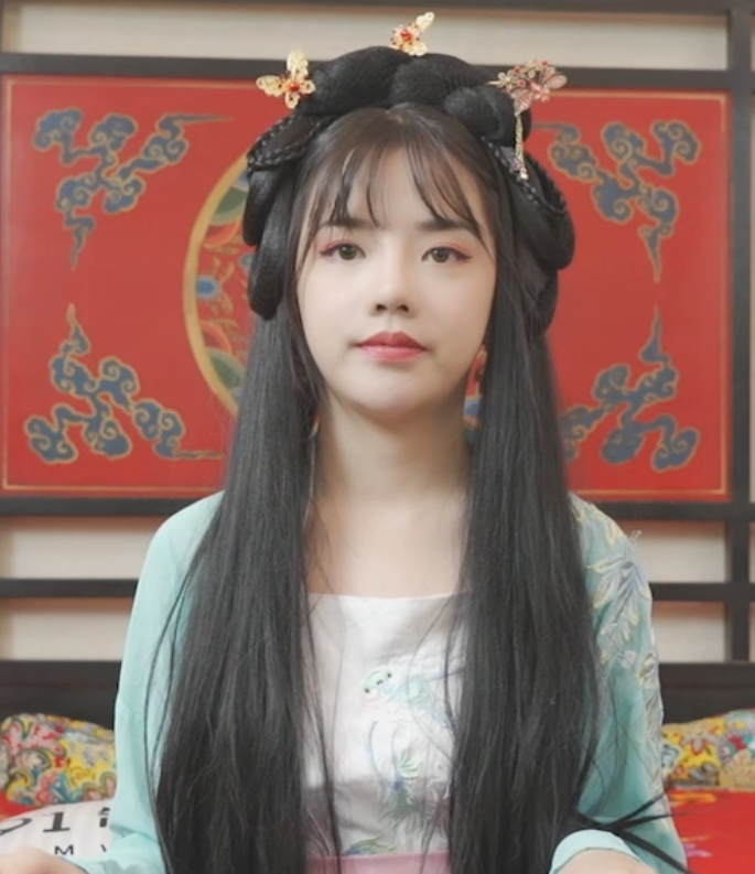 潘甜甜采访超清肌理合集30.9G花絮增强