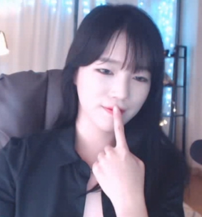 徐艳RAINDROP湿身合集88部40.4G韩国独家