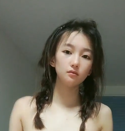 十柒学姐高清视频合集24部16.3G收藏爆火