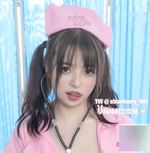 微博草莓味的奈奈兔居家系列42部抹茶首发电梯偶遇