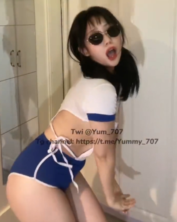 玉米yum_707推特定制视频88部50G太润了