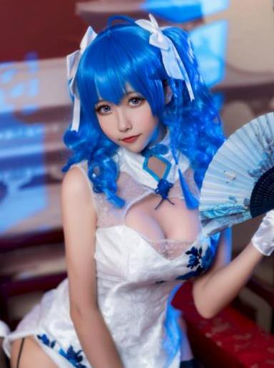 推特Momoko葵葵葛饰北斋信浓cos福利合集6.3G这谁顶得住