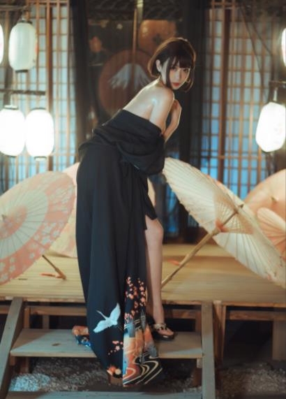 奈汐酱cos作品整合包37V某推新秀兔女郎造型68GB珍藏版