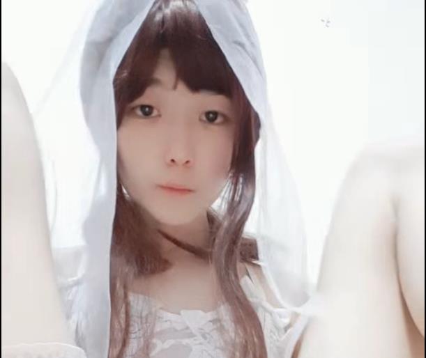 OnlyFansywzzz大雕萌妹单人作品339部21G反差惊人