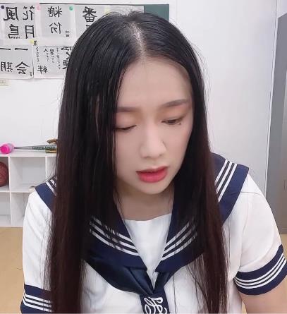 黑丝学生水电工深夜教学3V合集1.1G极致诱惑
