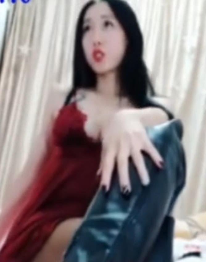 套路直播SASA女王150部夜场表演80G顶级辣妹合集
