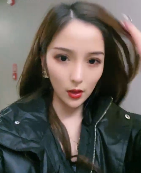 套路直播海天JK热舞合集66部30G超火辣