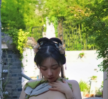 微博酒月古装私装私拍视图530P+20V201M绝密福利