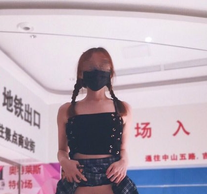 推特Lan酱三洞开发合集42V+249P抖M属性大公开