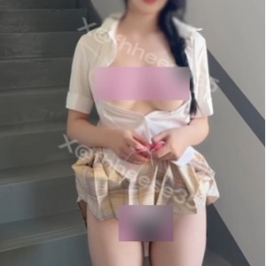 推特小美miyoki私密视频展示36部1.56G超火辣