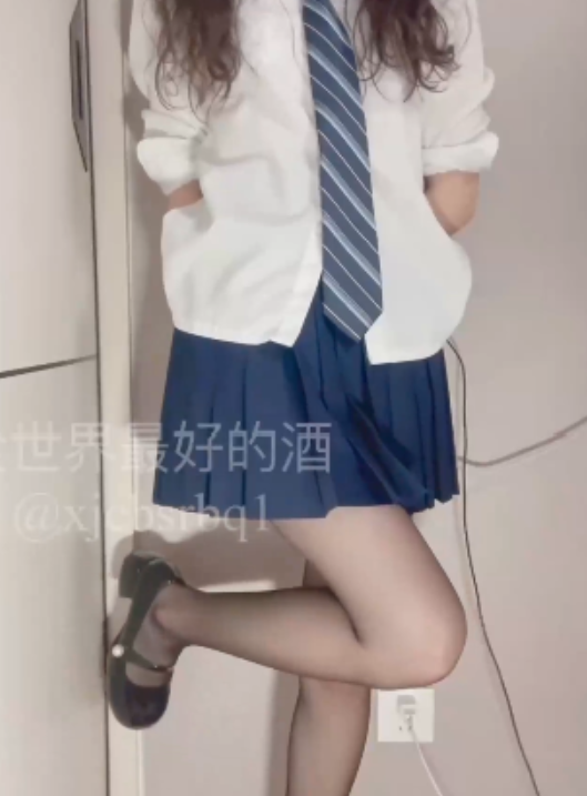 推圈骚酒塞子玩具合集88部12G隐秘视角