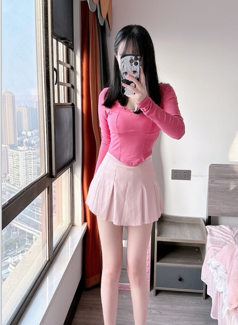 兔三岁福利姬一线天合集120P30V757MB清纯反差