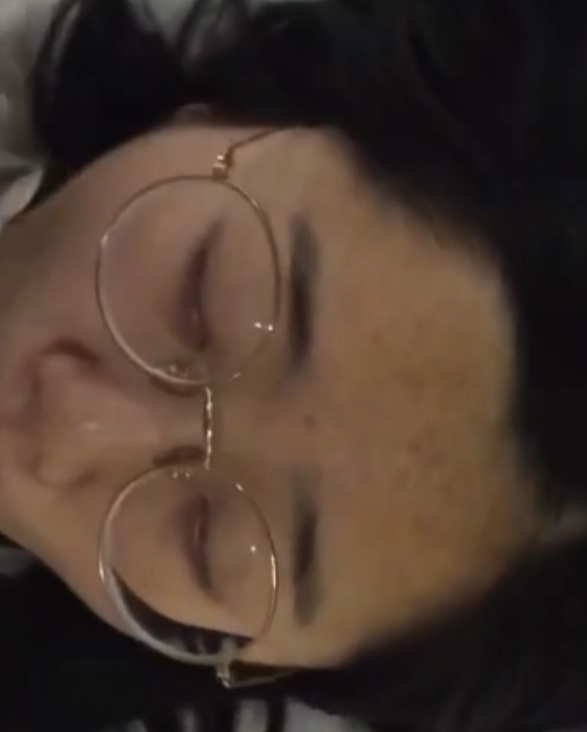 微博反差小狗舞蹈视频3部230M太撩人